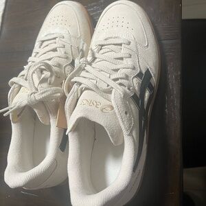 Asics Off-White and Black Sneakers unisex